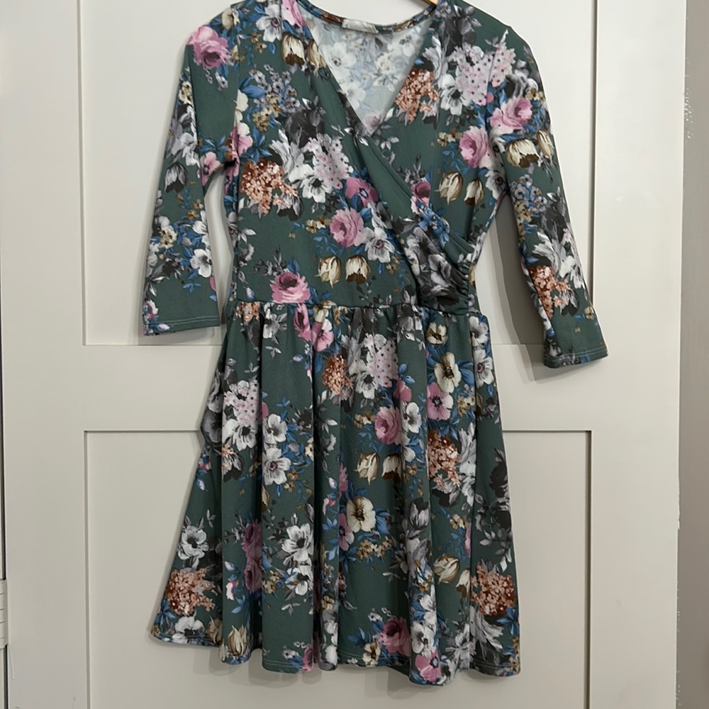 Beautiful boutique floral dress